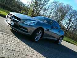 Grau Gebraucht 2011 Mercedes SLK250 Cabrio | 21.500 € (Etwas zu teuer)
