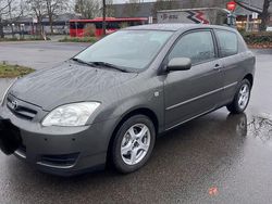 Grau Gebraucht 2006 Toyota Corolla Kleinwagen | 4.250 € (Fairer Preis)