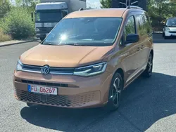 Gold Gebraucht 2022 VW Caddy Style Van / Kleinbus | 19.504 € (Etwas zu teuer)