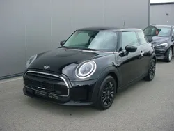 Schwarz Gebraucht 2022 Mini ONE Kleinwagen | 15.999 € (Fairer Preis)