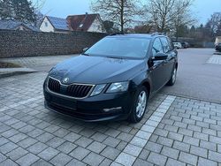 Schwarz Gebraucht 2018 Skoda Octavia Clever Kombi | 10.700 € (Guter Preis)