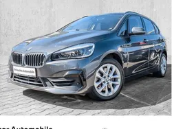 Grau Gebraucht 2020 BMW 225 Active Tourer Advantage Van / Kleinbus | 18.790 € (Fairer Preis)