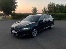 Schwarz Gebraucht 2018 Skoda Superb Style Kombi | 13.690 € (Superpreis)