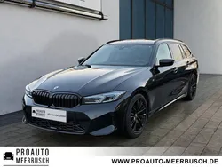Black sapphire Gebraucht 2024 BMW 318 M Sport Kombi | 39.999 € (Fairer Preis)