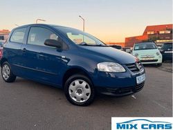 Blau Gebraucht 2005 VW Fox Kleinwagen | 1.970 € (Fairer Preis)
