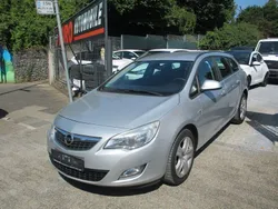 Silber Gebraucht 2011 Opel Astra Edition Kombi | 3.999 € (Guter Preis)