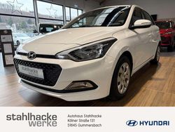 Polar white Gebraucht 2017 Hyundai i20 GO! Limousine | 8.990 € (Etwas zu teuer)