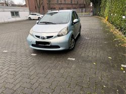 Blau Gebraucht 2005 Toyota Aygo City Kleinwagen | 4.190 € (Fairer Preis)