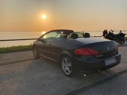 Schwarz Gebraucht 2004 Peugeot 307 CC Sport Cabrio | 3.299 € (Teuer)