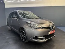 Grau Gebraucht 2014 Renault Grand Scénic III Bose Edition Van / Kleinbus | 8.999 € (Etwas zu teuer)