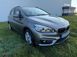 Grau Gebraucht 2016 BMW 220 Active Tourer Luxury Line Van / Kleinbus | 14.990 € (Fairer Preis)