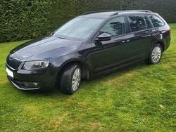 Schwarz Gebraucht 2016 Skoda Octavia Kombi | 13.500 € (Guter Preis)