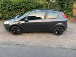 Grau Gebraucht 2007 Fiat Punto Kleinwagen | 1.900 €