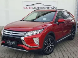 Dynamik rot (d) Gebraucht 2018 Mitsubishi Eclipse Cross Edition SUV | 17.500 € (Fairer Preis)