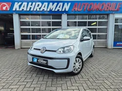 Weiß Gebraucht 2017 VW up! move up! Kleinwagen | 7.999 € (Fairer Preis)