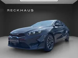 Pentametal (grau) Neu 2025 Kia Ceed 4 Limousine | 28.250 € (Fairer Preis)