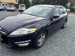 Pantherschwarz metallic Gebraucht 2014 Ford Mondeo Ambiente Kombi | 3.999 €