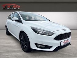Weiss Gebraucht 2018 Ford Focus Cool & Connect Kombi | 12.490 € (Etwas zu teuer)