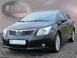 Schwarz metallic Gebraucht 2011 Toyota Avensis Edition Kombi | 10.990 €