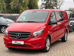 Rot Gebraucht 2016 Mercedes Vito Van / Kleinbus | 15.900 € (Teuer)