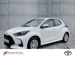 Schneeweiß Neu 2024 Toyota Yaris Hybrid Business Edition Kleinwagen | 22.390 € (Guter Preis)