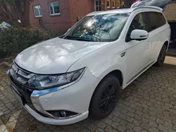 Mitsubishi Outlander P-HEV