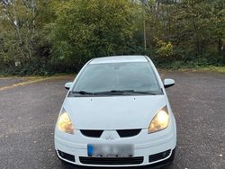 Weiß Gebraucht 2008 Mitsubishi Colt Kleinwagen | 1.350 € (Fairer Preis)