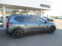 Grün Neu 2024 Dacia Jogger Extreme Limousine | 23.345 € (Fairer Preis)