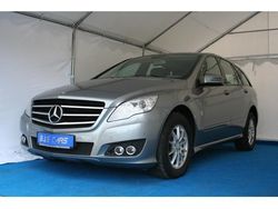 Silber metallic Gebraucht 2010 Mercedes R300 Van / Kleinbus | 41.990 €