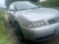 Grau Gebraucht 1999 Audi A3 Kleinwagen | 2.000 € (Fairer Preis)