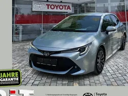 Precious silver Gebraucht 2023 Toyota Corolla Team Limousine | 24.490 € (Fairer Preis)