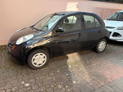 Schwarz Gebraucht 2003 Nissan Micra Kleinwagen | 700 € (Fairer Preis)