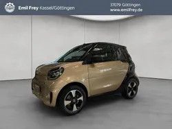 Gelb Gebraucht 2024 Smart ForTwo Electric Drive Passion Cabrio | 18.300 € (Fairer Preis)