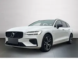 Weiss Gebraucht 2021 Volvo V60 R-Design Kombi | 34.289 € (Fairer Preis)