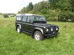 Grün Gebraucht 2007 Land Rover Defender SE SUV | 24.999 € (Fairer Preis)