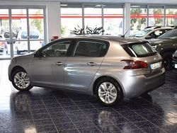 Grau Gebraucht 2021 Peugeot 308 Active Limousine | 11.870 € (Fairer Preis)