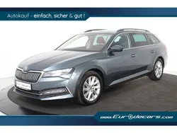 Grau (metallic) Gebraucht 2021 Skoda Superb Kombi | 21.600 € (Fairer Preis)