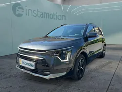 Grau Gebraucht 2022 Kia Niro Spirit SUV | 33.049 € (Fairer Preis)