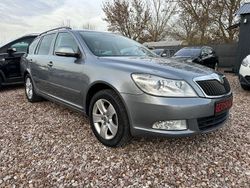 Grau Gebraucht 2013 Skoda Octavia Best of Kombi | 7.490 € (Fairer Preis)