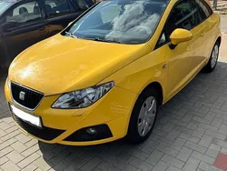 Gelb Gebraucht 2011 Seat Ibiza Kleinwagen | 2.600 € (Fairer Preis)