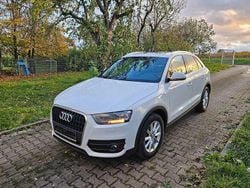 Weiß Gebraucht 2012 Audi Q3 Sport SUV | 8.999 € (Guter Preis)