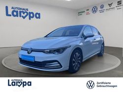 Weiss Gebraucht 2022 VW Golf VIII Active | 26.830 € (Fairer Preis)