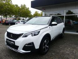 Weiß Gebraucht 2020 Peugeot 5008 Crossway Van / Kleinbus | 18.600 € (Fairer Preis)