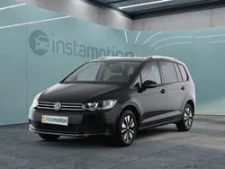 Schwarz Gebraucht 2024 VW Touran Move Van / Kleinbus | 34.840 € (Fairer Preis)