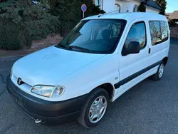 Weiß Gebraucht 2002 Peugeot Partner Van / Kleinbus | 999 € (Guter Preis)
