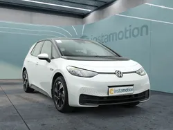 Weiß Gebraucht 2023 VW ID.3 Pro Kleinwagen | 26.601 € (Fairer Preis)