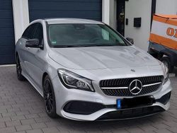 Grau Gebraucht 2018 Mercedes CLA220 Shooting Brake AMG line Kombi | 20.500 € (Fairer Preis)