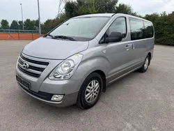 Grau Gebraucht 2017 Hyundai H-1 Van / Kleinbus | 19.900 € (Guter Preis)