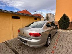 Silber Gebraucht 2015 VW Passat Comfortline Limousine | 11.900 € (Superpreis)