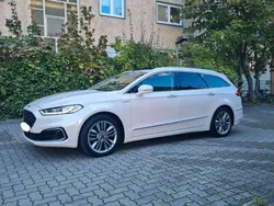 Arktisweiß (metallic) Gebraucht 2020 Ford Mondeo Vignale Kombi | 18.900 € (Fairer Preis)